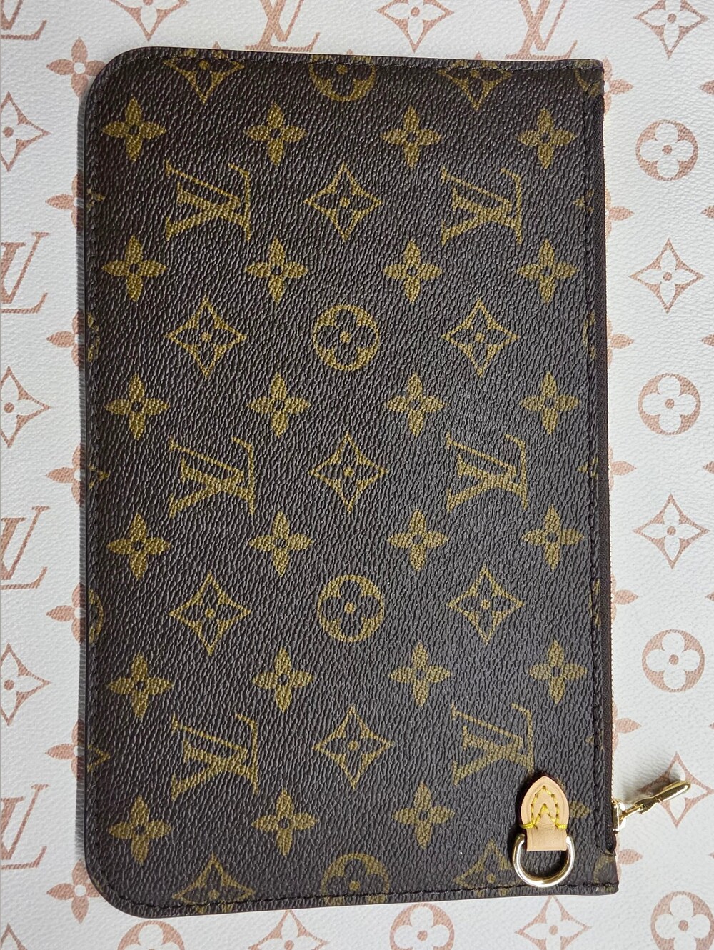 Louis Vuitton Neverfull Monogram Zip Pouch - Brown/Gold Accents